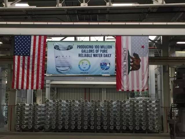 美國加州橙郡21世紀水廠地下水補給系統GWRS的反滲透車間 美國加州橙郡21世紀水廠地下水補給系統GWRS的反滲透車間